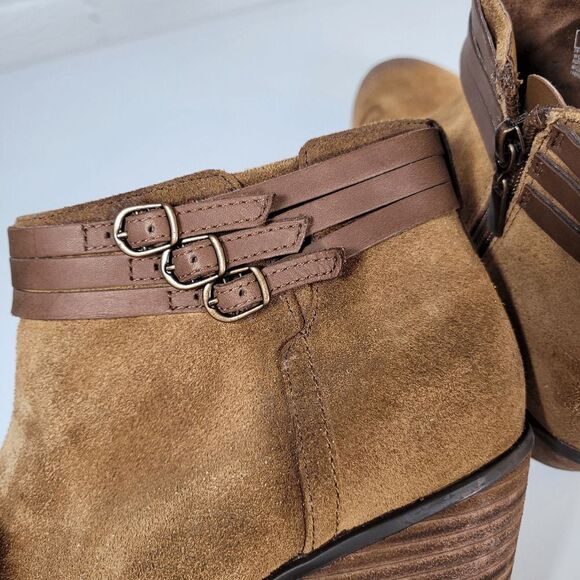 Clark’s Artisan Brown Suede Gelata Siena Booties Size 9 Block Heel - Picture 7 of 9